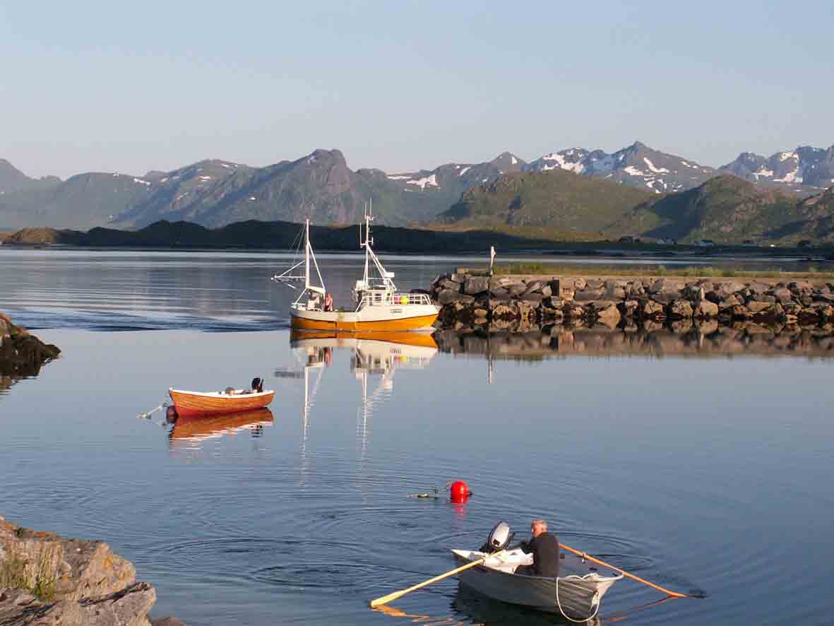 Eggum harbor